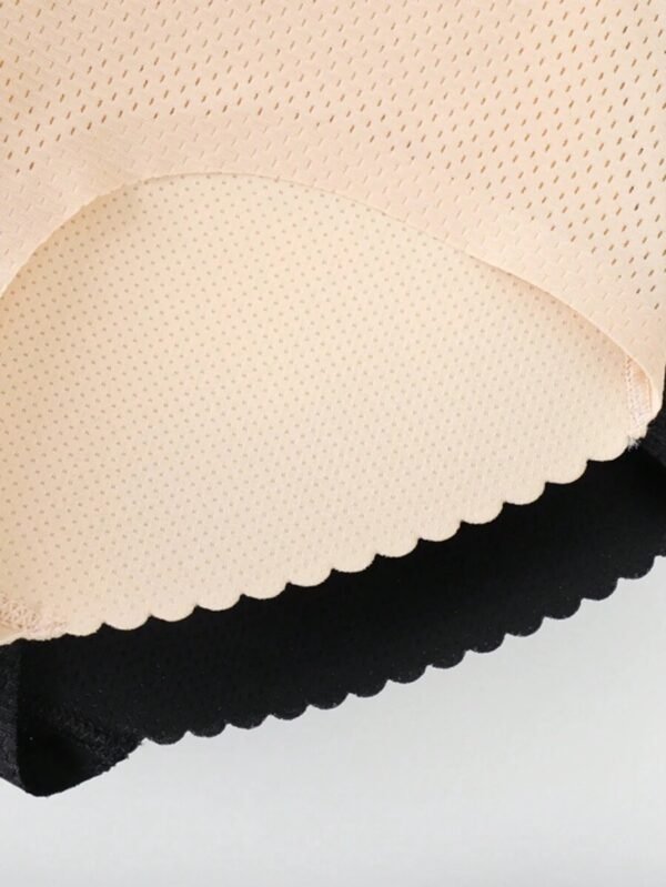 breathable, soft and comfortable women close fitting elastic butt lifter padded shapewear